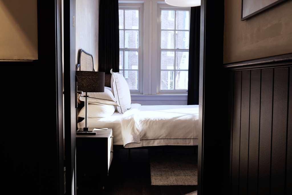 The Strand Hotel Sydney Pokoj fotografie